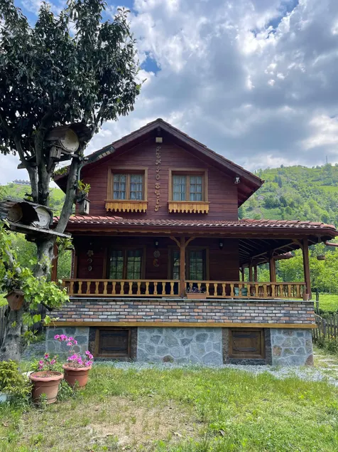 Pempo Suit Villa - Image 1