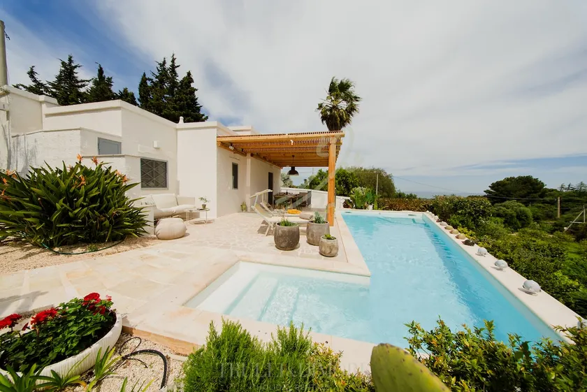 TD Casa Fusella with Panoramic Pool and sea view - Image 1