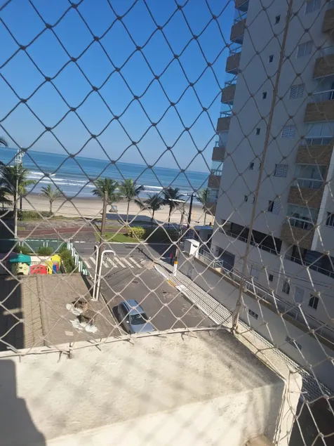 Apartment in front of the beach, 2 bedrooms - Image 1