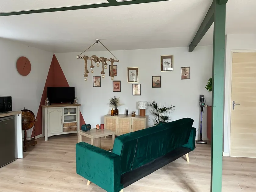 Quiet house in Allassac - Image 1
