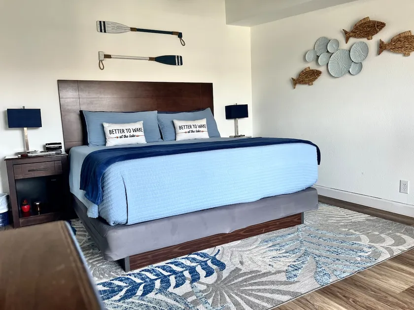 1 BR King - No Stairs- Pets Always Welcome! - Image 1
