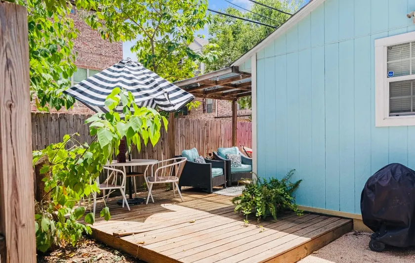 Aggieland Cottage walking distance from A&M campus - Image 1
