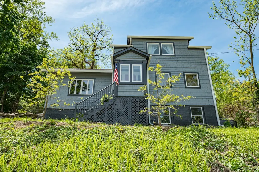 The Historic 1813 House - Image 1