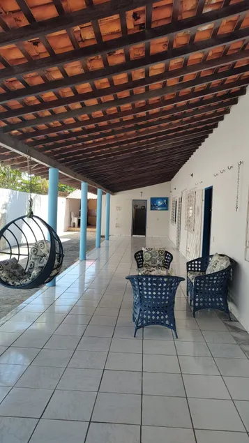 Family Beach House - Image 1