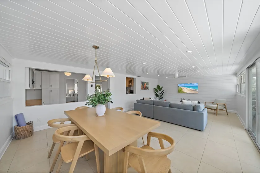 Superhosts! Bright, Spacious Home! Great Location! - Image 1