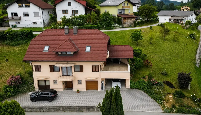 Premium house Anika (8+0) - Image 1
