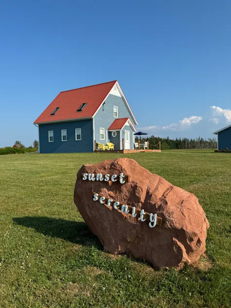 Sunset Serenity Cottage - Image 1