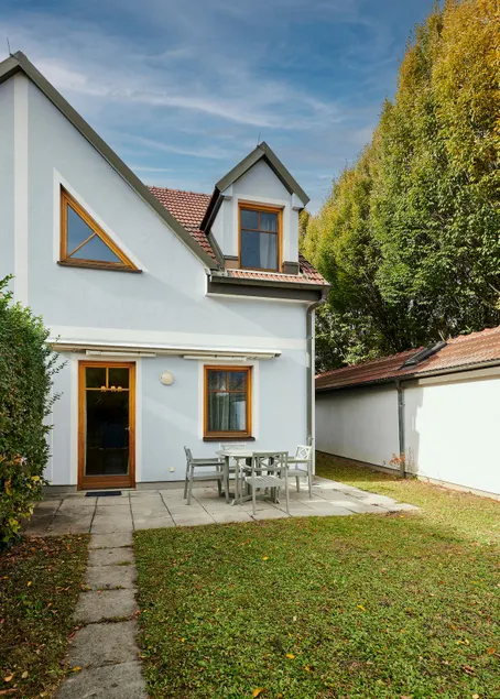 Das Burgennest 6, 5-bed house, garden, parking space - Image 1