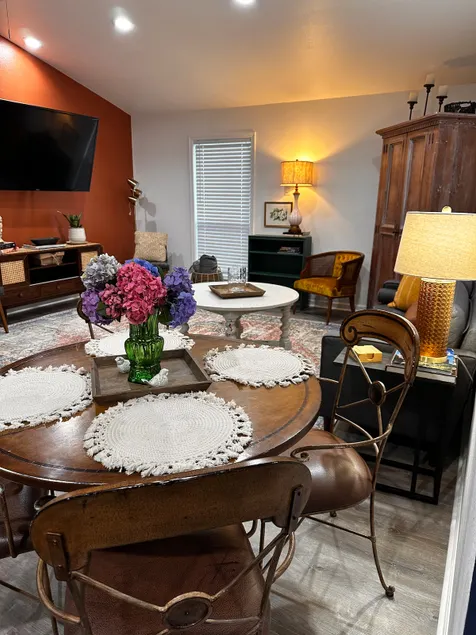 Sugah’s Bayou Bungalow - Image 1