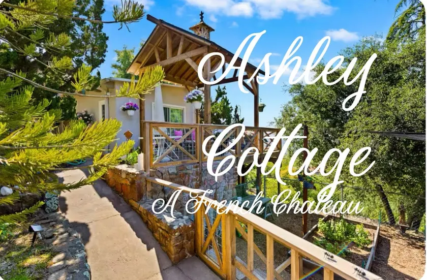 Ashley Cottage-A French Chateau, Mountain View’s - Image 1