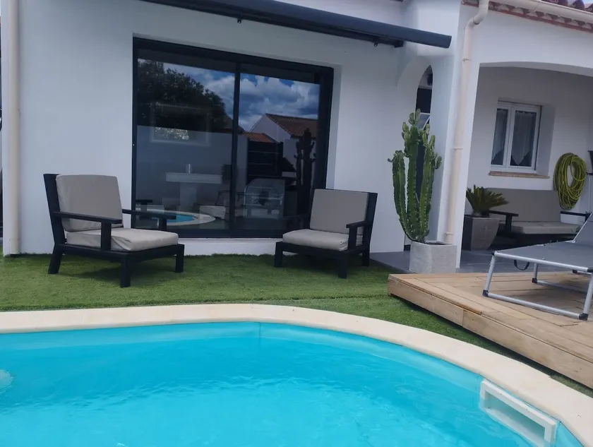 Charming Villa - Image 1