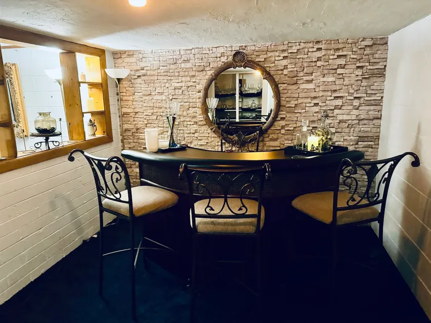Private Speakeasy Apt • Bar/Pool Table • From $90+ - Image 1