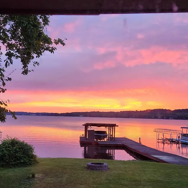 Bay Haven Lakefront Home on Keuka Lake No Steps - Image 1