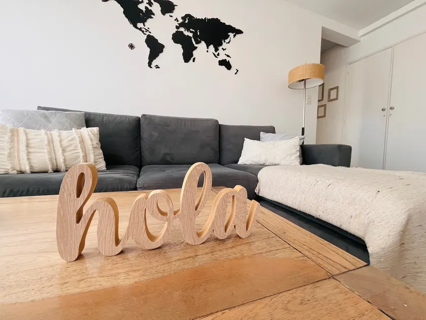 Urban Point - Centrally Located Apartment - Spacious and Bright - Image 1