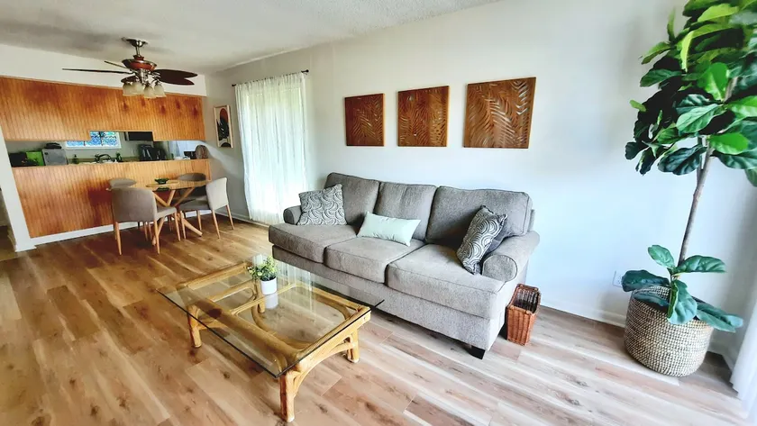 Charming Airport 2br Retreat in Heart of Pensacola - Image 1