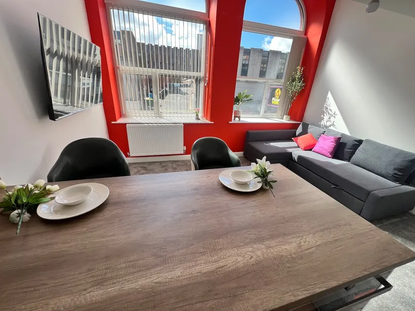 Flat 1 - Luxury Bolton City Centre Apartments - Image 1
