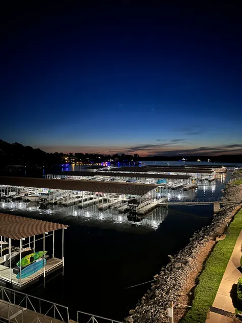 Style moderne - Condo rénové! Vue imprenable! 2 piscines et plage !! ☀️☀️ - Image 1