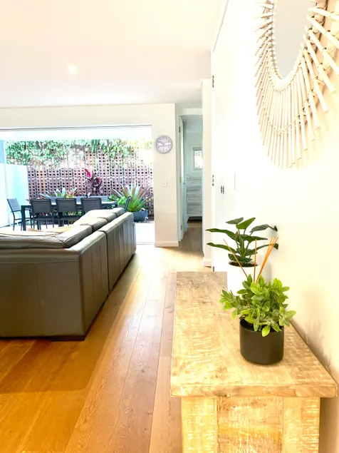 Ocean Sapphire-perfect location - Image 1