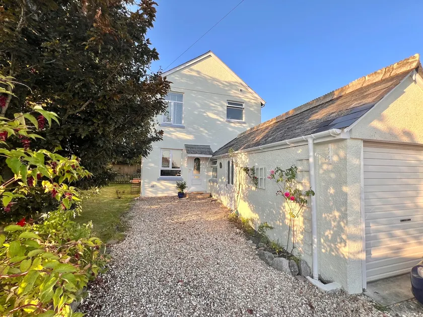 Wheel Corner Cottage - Image 1