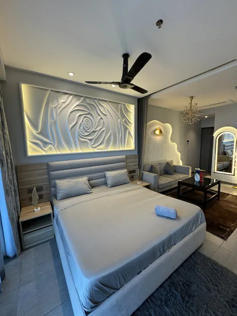 Elegant Escape by Rivique Inn | 40th Floor - Image 1