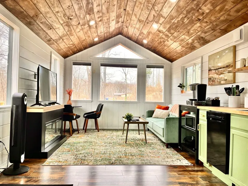 Goosecreek Retreat - New Modern Cabin on 65 acres - Image 1