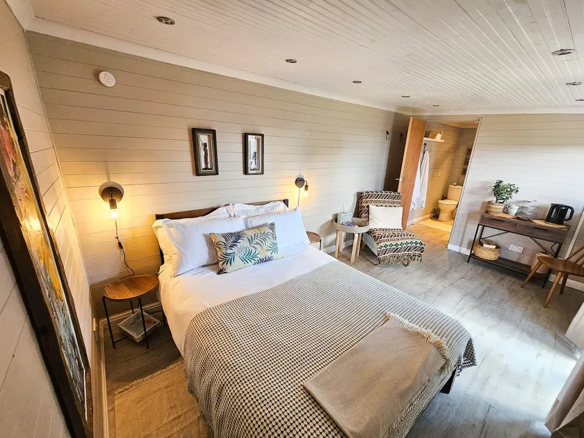 Sunset Cabin - Image 1