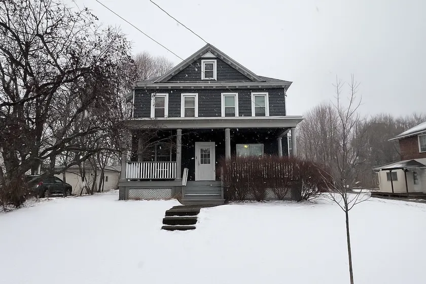 Spacious Ski Chalet Near Killington w/ Pool Table - Image 1