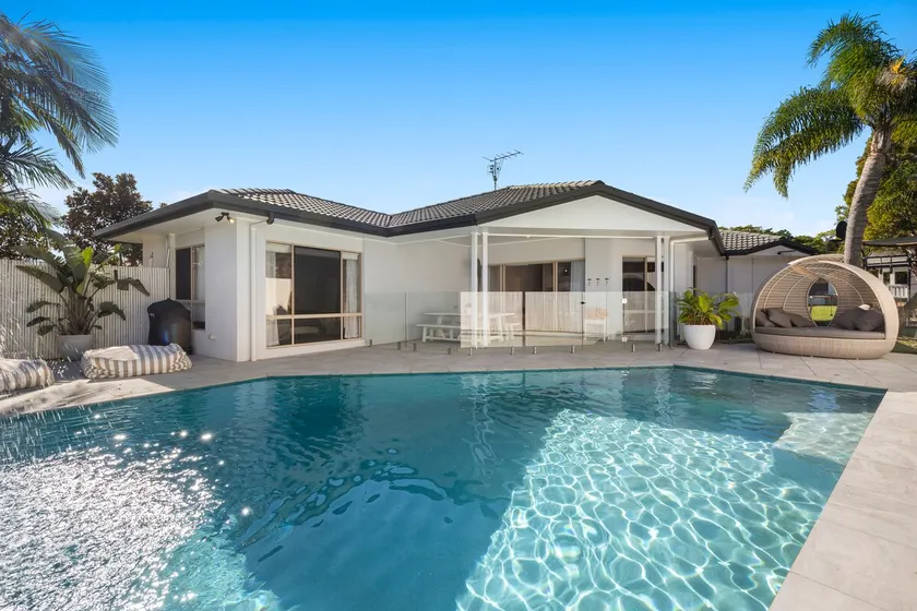 Buderim Gem: Pool, Pet-Friendly Family Retreat - Image 1