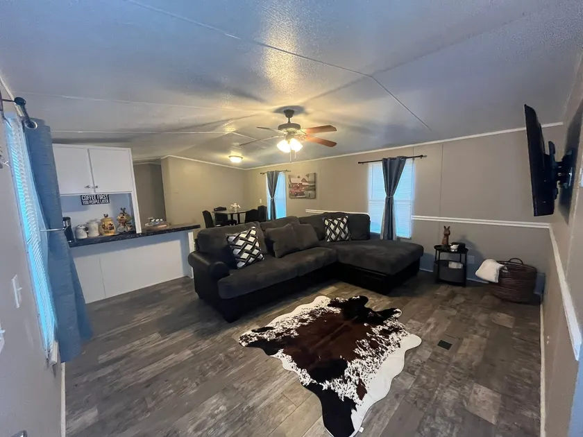 Ranch themed cozy home - Image 1