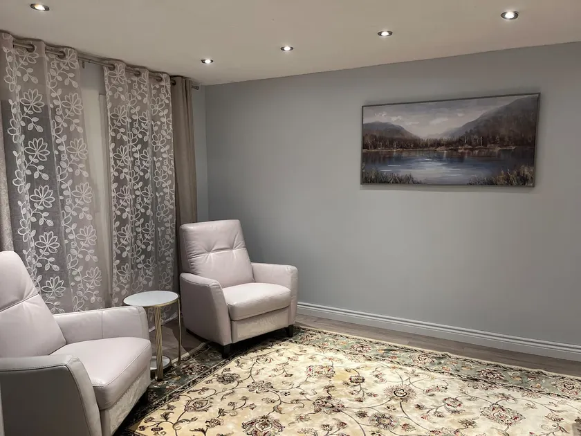 Spacious Two Floor House - Image 1