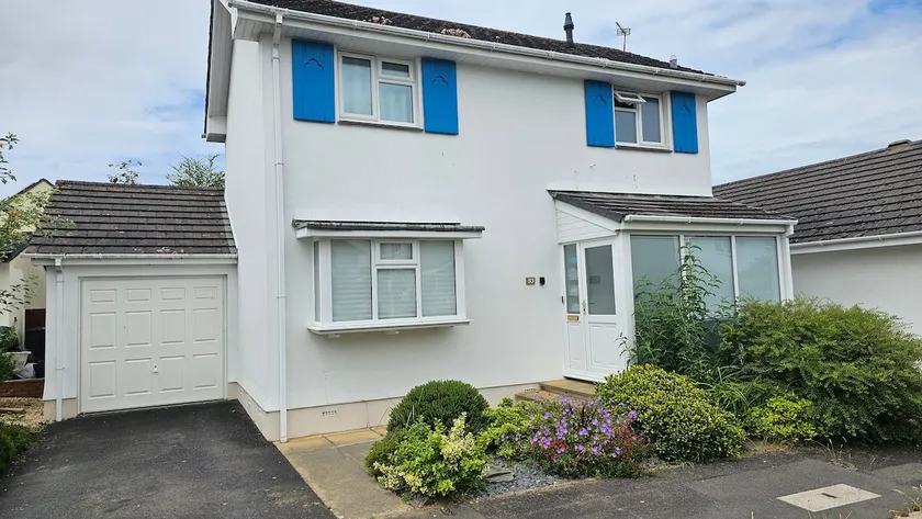 Pet Friendly House in North Devon with Private Gym - Image 1