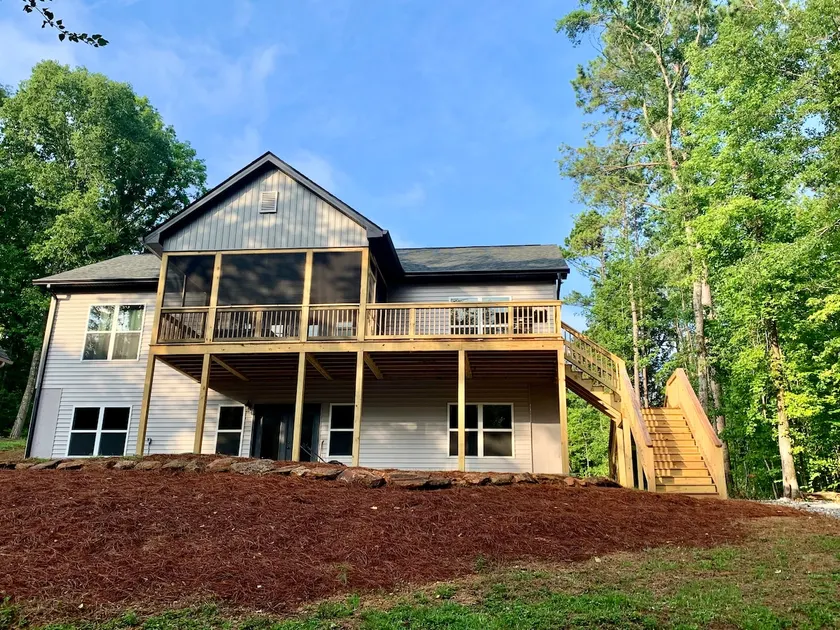 New House Lake Martin Peaceful Creekside, Auburn - Image 1