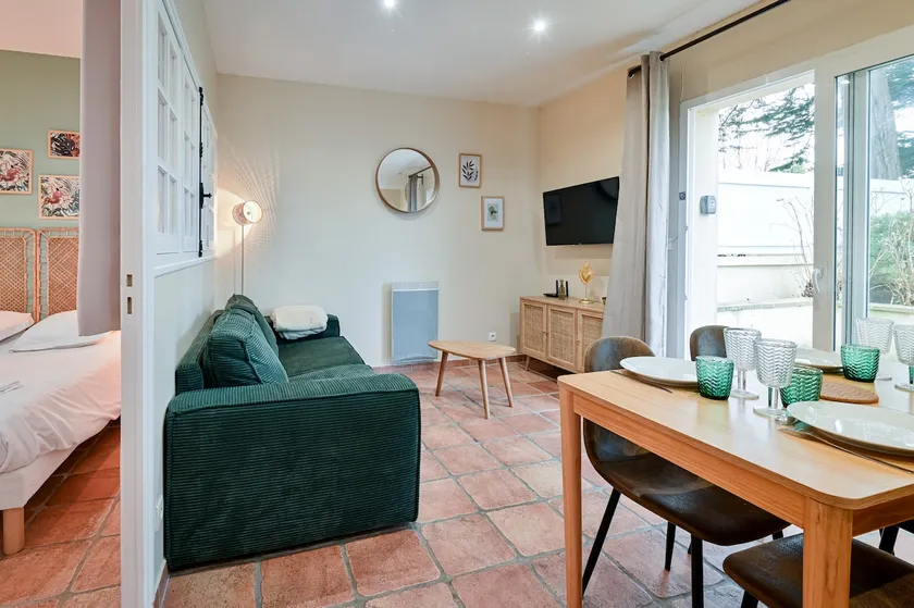 Cozy apartment in Colleville-sur-Mer, 4 min from Omaha Beach - Image 1