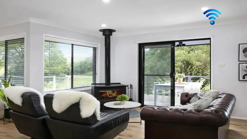 Hoddle Lane - Image 1