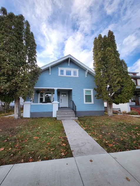 Blue Hazel Haven, Walkable to everything! - Image 1