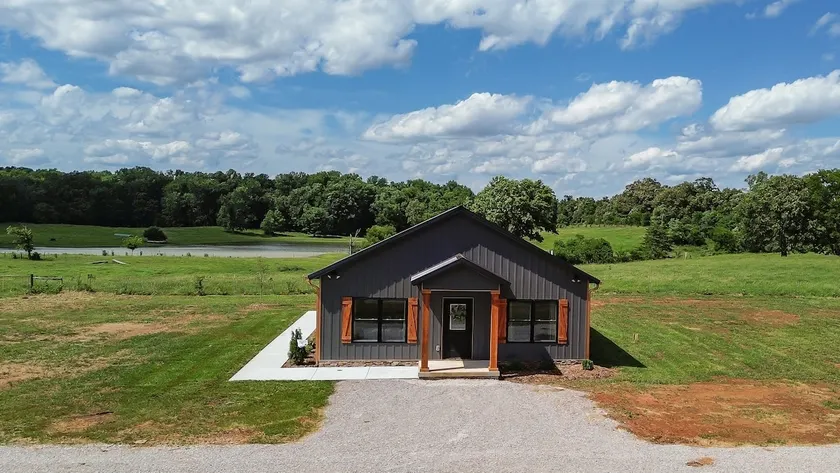 Meadow View Retreat - Image 1