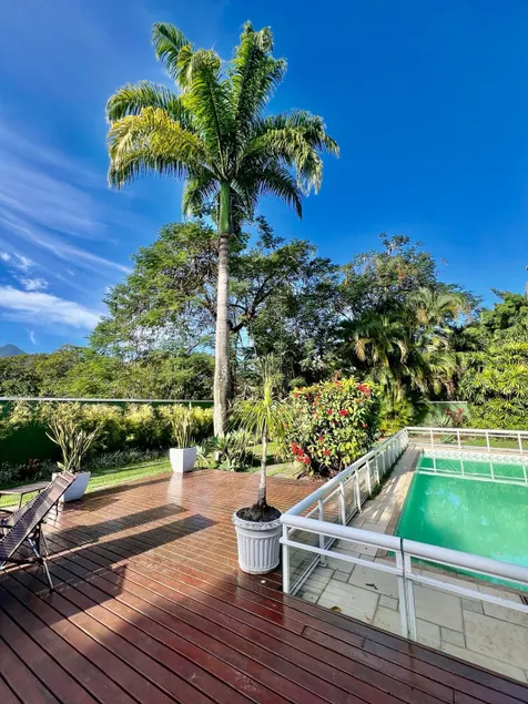 Beautiful, modern and exclusive Barra da Tijuca mansion - Image 1
