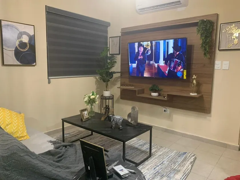 07. Divine and Cozy Apartment for 4 Guests - Image 1