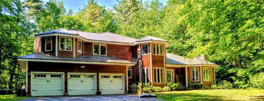 Happy Hideaway@Lake Winni beach-Bank NH Pavillion! - Image 1