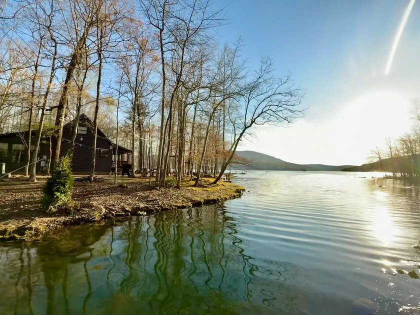 Views forever, Lakefront CrossCreek Cabins - Image 1