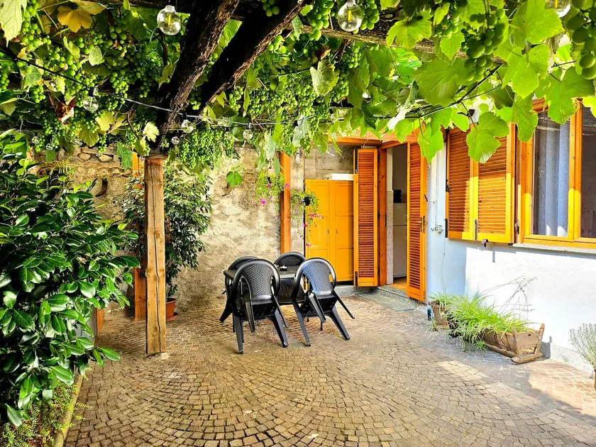 San Leonardo - Patio and Private Parking - Image 1