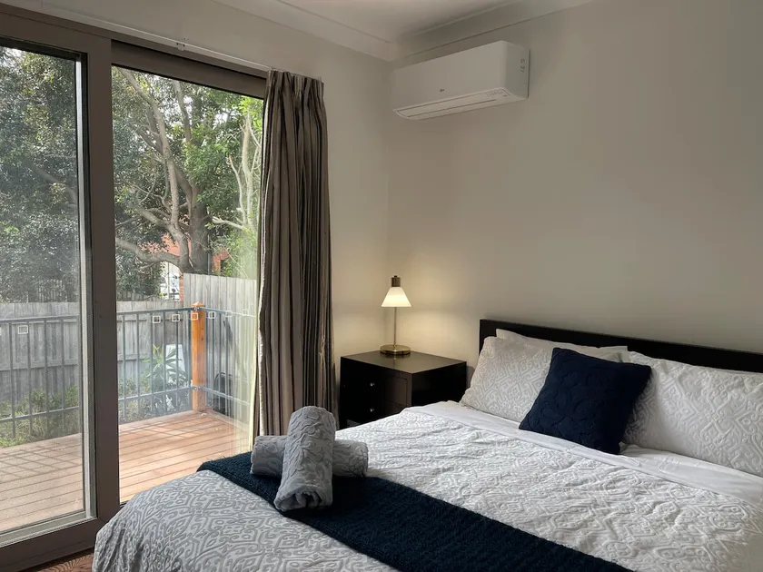 Monash Cozy Apartment B - Image 1