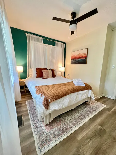 Quaint Cottage: Pet Friendly in Downtown Bremen,Ga - Image 1