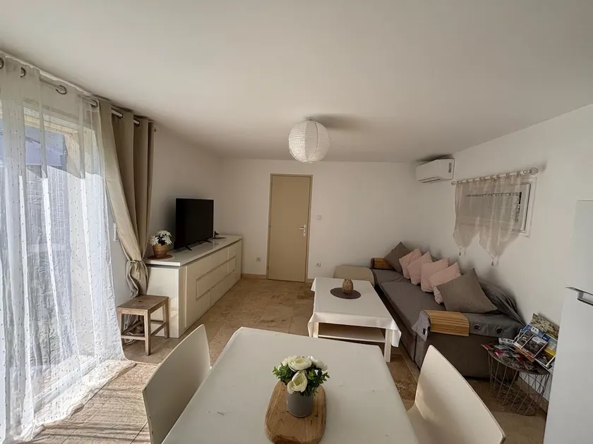 Vacation home in the countryside - Image 1