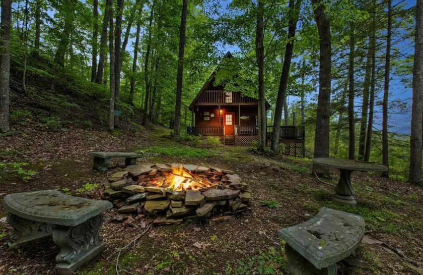 Cozy Secluded A-Frame Minutes Away From Cave Run - Image 1