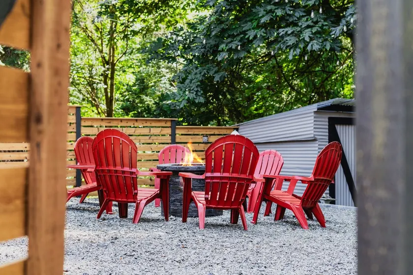 Seattle's Hidden Forest Retreat | King | Firepit | Near Light Rail | Minutes to Downtown Seattle - Image 1