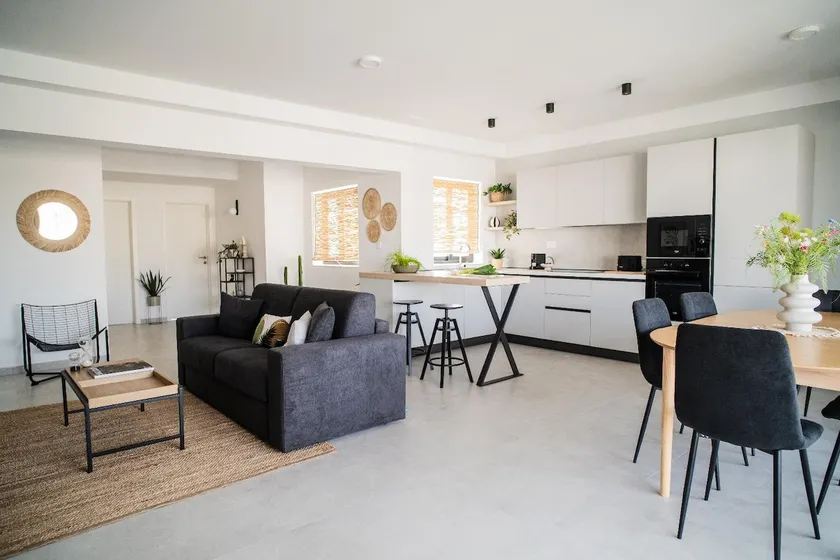 The Artemest - Exclusive Apartment SPB by Homely - Image 1