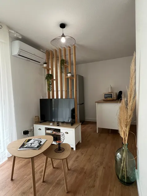 Cosy T2 - Clim + WiFi + Parking - Image 1