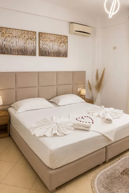 Lovely one-bedroom apartment with free parking - Image 1