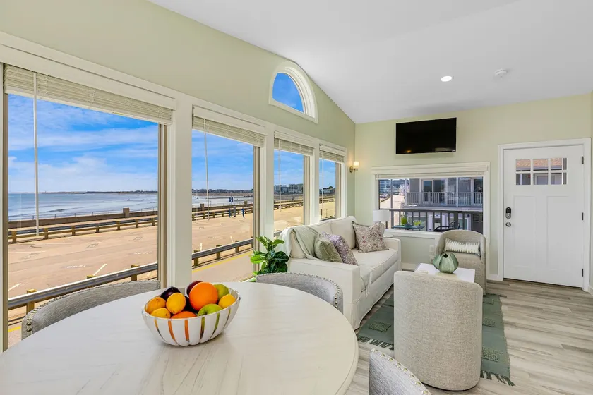 Breathtaking Ocean Front Views! - Image 1